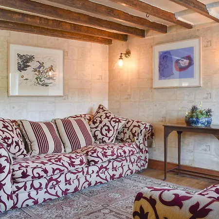 Lowick House *